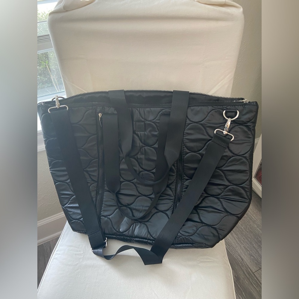 JoyLab Black Quilted Tote Bag